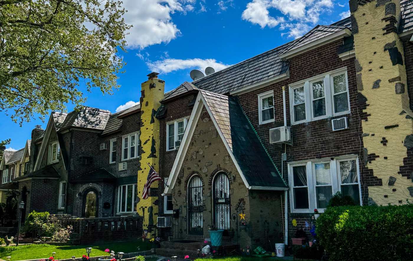 brick rental duplex in Pennsylvania
